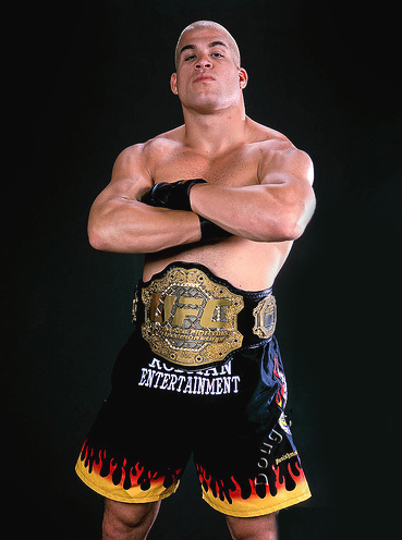 второй чемпион UFC в полутяжелом весе